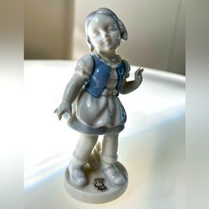 Vintage Gerold Porzellan Girl figurine.